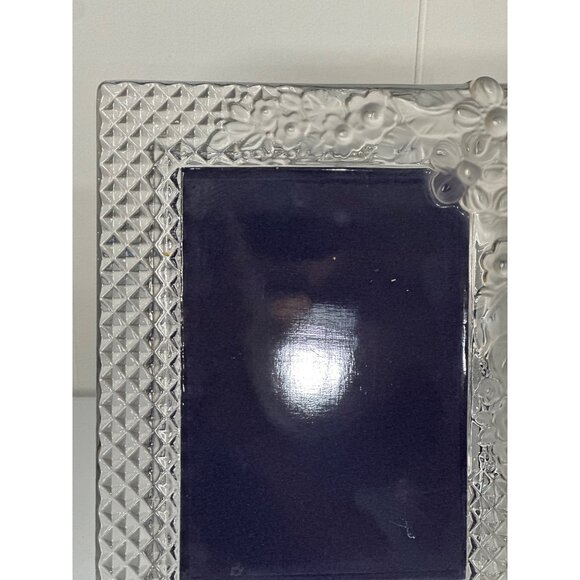 VTG 3D Clear Glass Floral Picture Frame 7.5"x9.5" Blue Felt Back Home Decor - Picture 3 of 8